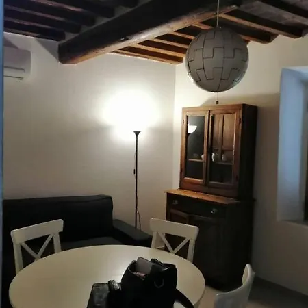 Διαμέρισμα La Casa Di Dino ,pari *
